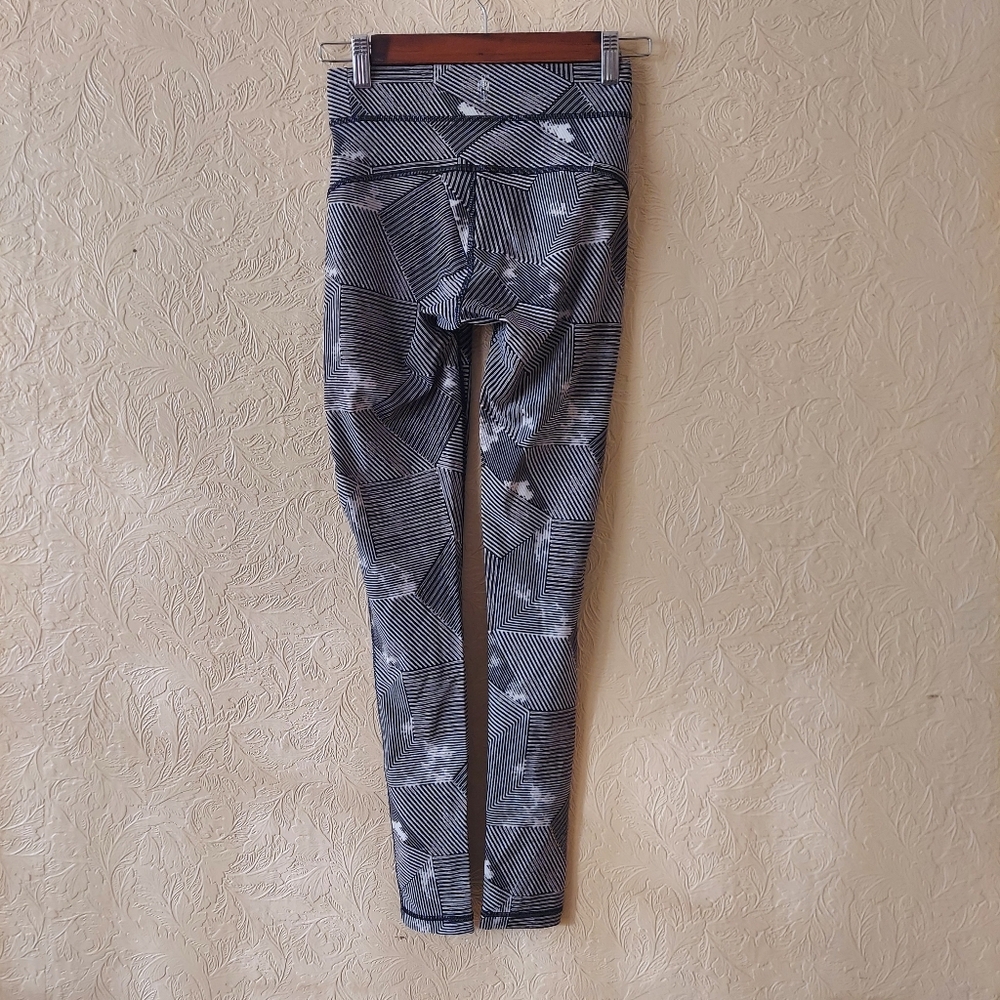 Hpe Human Performance Engineering Activewear Legg… - image 3